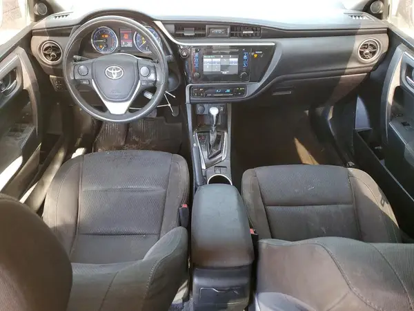 5YFBURHE8HP616175 2017 TOYOTA COROLLA - Image 8