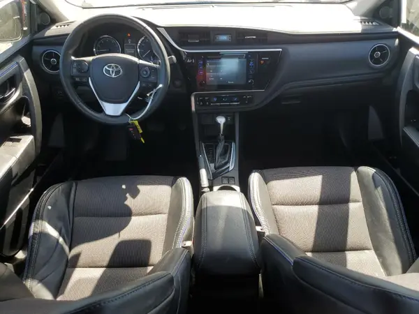 5YFBURHE8HP617245 2017 TOYOTA COROLLA - Image 8