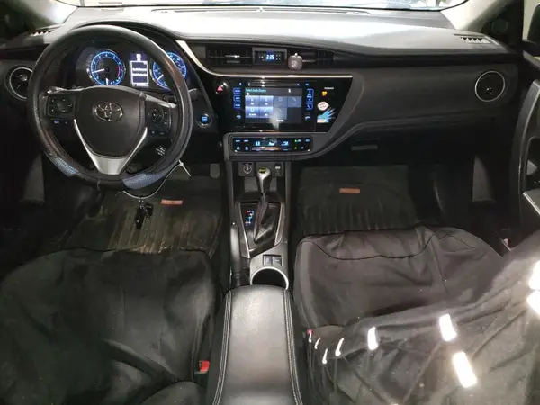5YFBURHE8HP617388 2017 TOYOTA COROLLA - Image 8