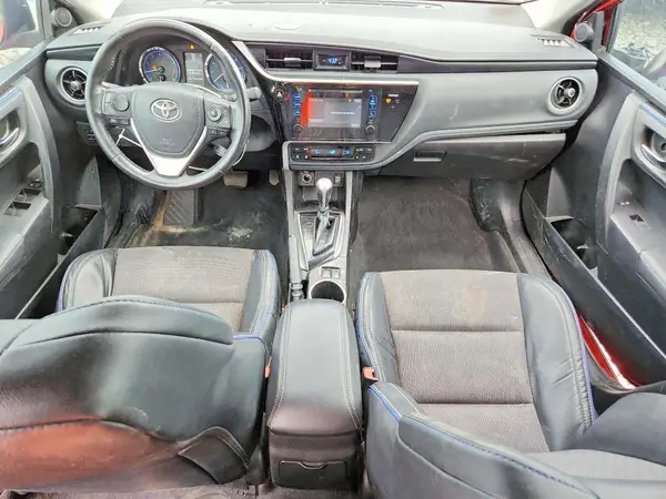 5YFBURHE8HP619545 2017 TOYOTA COROLLA - Image 8