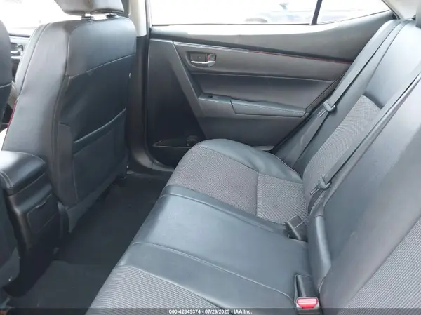 5YFBURHE8HP620145 2017 TOYOTA COROLLA - Image 8
