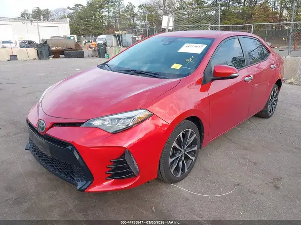 5YFBURHE8HP620176 2017 TOYOTA COROLLA - Image 2