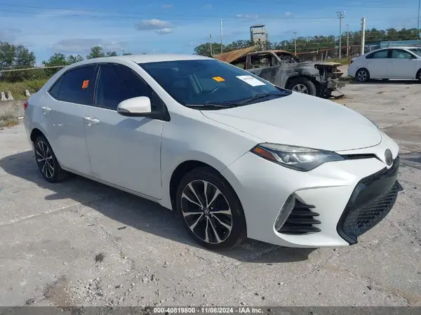 5YFBURHE8HP623174 2017 TOYOTA COROLLA - Image 1