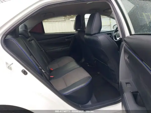 5YFBURHE8HP624714 2017 TOYOTA COROLLA - Image 8