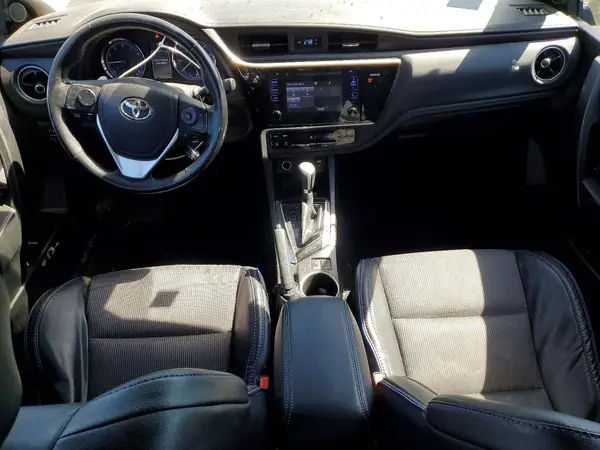 5YFBURHE8HP628519 2017 TOYOTA COROLLA - Image 8