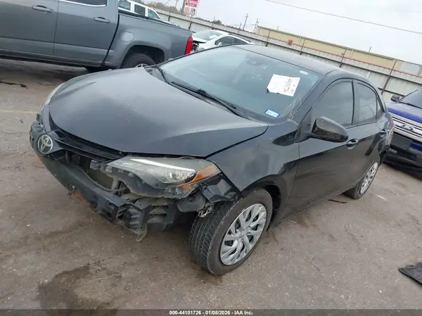 5YFBURHE8HP629721 2017 TOYOTA COROLLA - Image 2