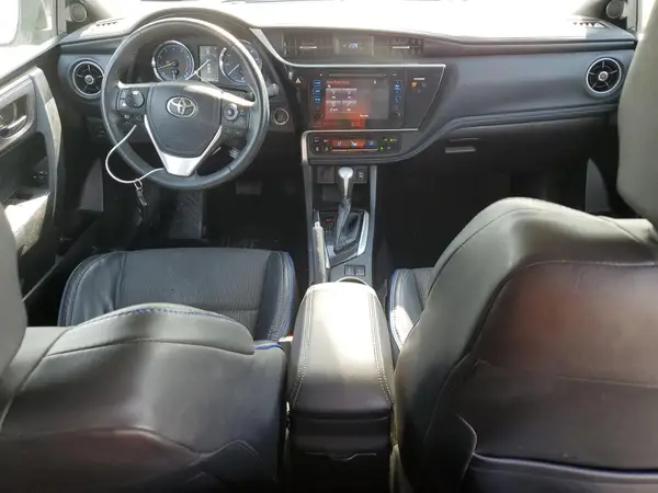 5YFBURHE8HP630111 2017 TOYOTA COROLLA - Image 8