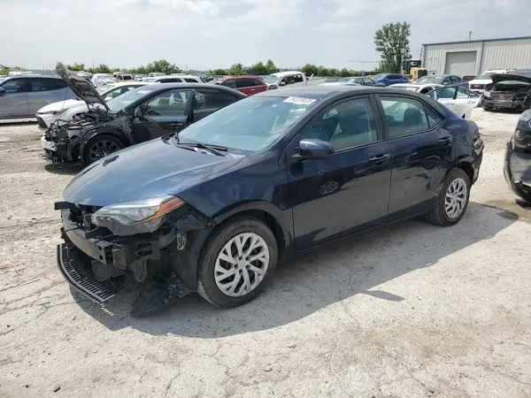 5YFBURHE8HP633154 2017 TOYOTA COROLLA - Image 1
