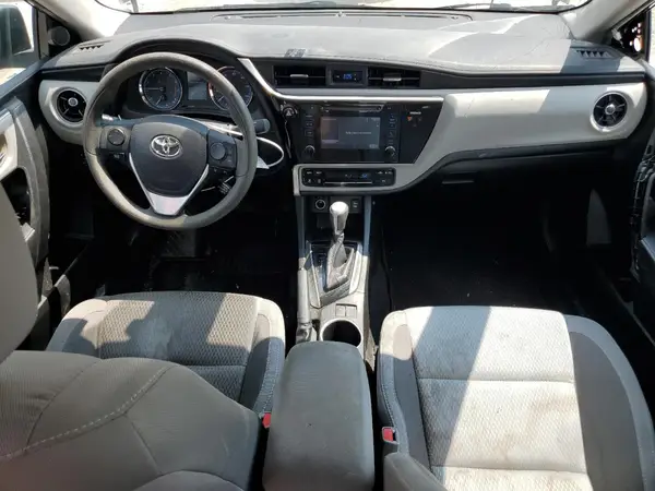 5YFBURHE8HP633154 2017 TOYOTA COROLLA - Image 8