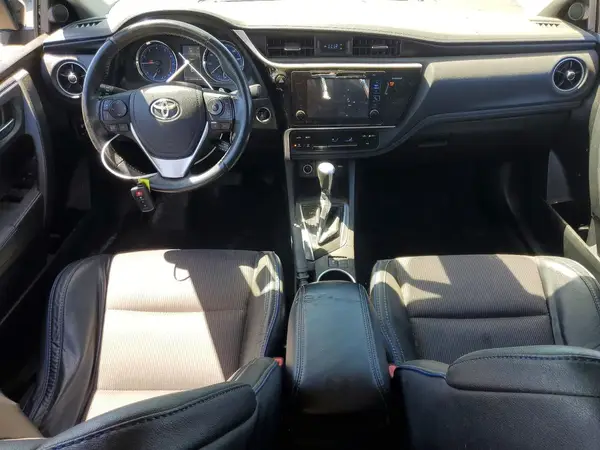 5YFBURHE8HP634675 2017 TOYOTA COROLLA - Image 8