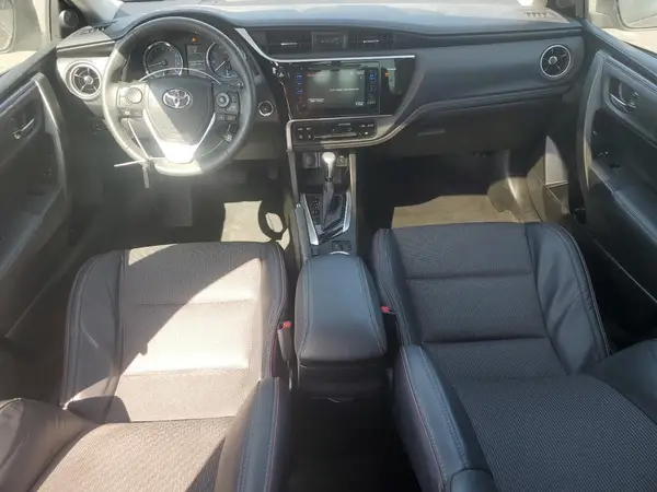 5YFBURHE8HP634739 2017 TOYOTA COROLLA - Image 8
