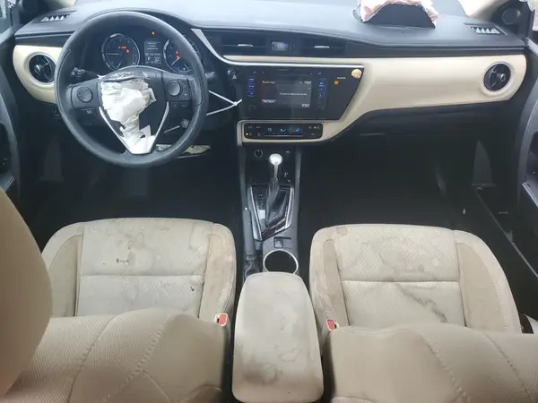 5YFBURHE8HP636345 2017 TOYOTA COROLLA - Image 8