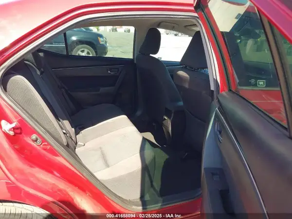 5YFBURHE8HP637155 2017 TOYOTA COROLLA - Image 8
