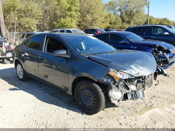 5YFBURHE8HP640248 2017 TOYOTA COROLLA - Image 1