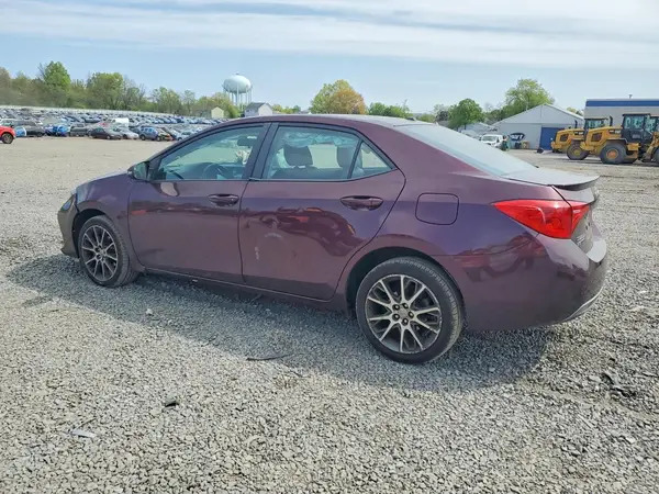 5YFBURHE8HP640525 2017 TOYOTA COROLLA - Image 2