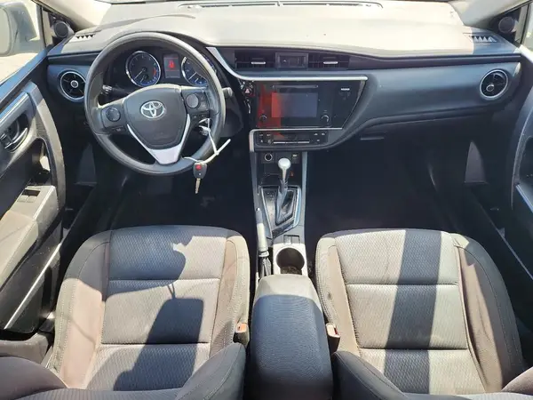 5YFBURHE8HP645448 2017 TOYOTA COROLLA - Image 8