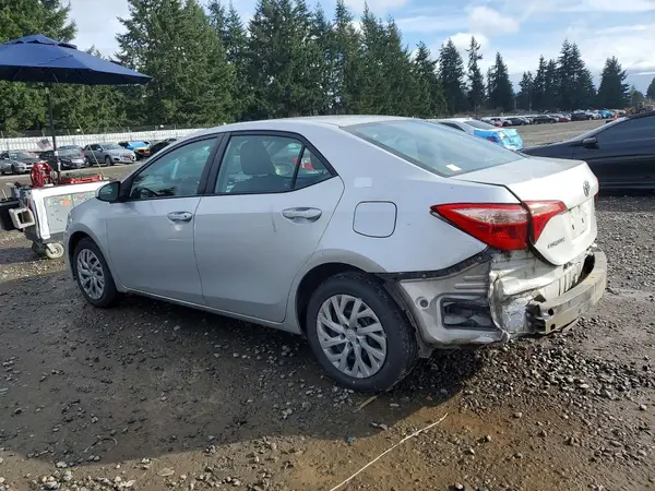 5YFBURHE8HP650374 2017 TOYOTA COROLLA - Image 2