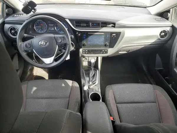 5YFBURHE8HP650374 2017 TOYOTA COROLLA - Image 8