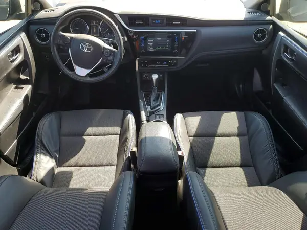 5YFBURHE8HP651668 2017 TOYOTA COROLLA - Image 8
