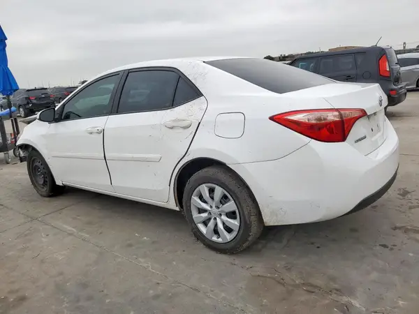5YFBURHE8HP653551 2017 TOYOTA COROLLA - Image 2