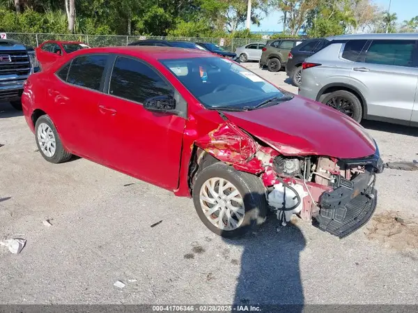 5YFBURHE8HP656238 2017 TOYOTA COROLLA - Image 1
