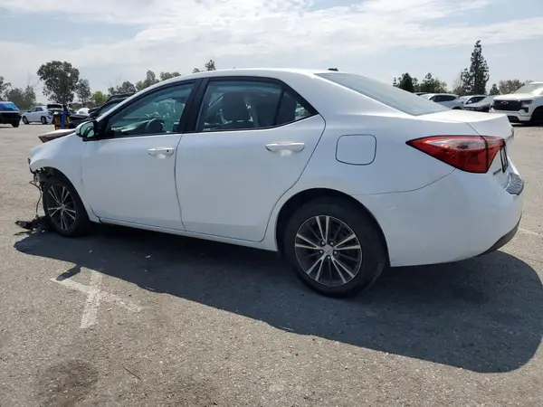 5YFBURHE8HP657292 2017 TOYOTA COROLLA - Image 2