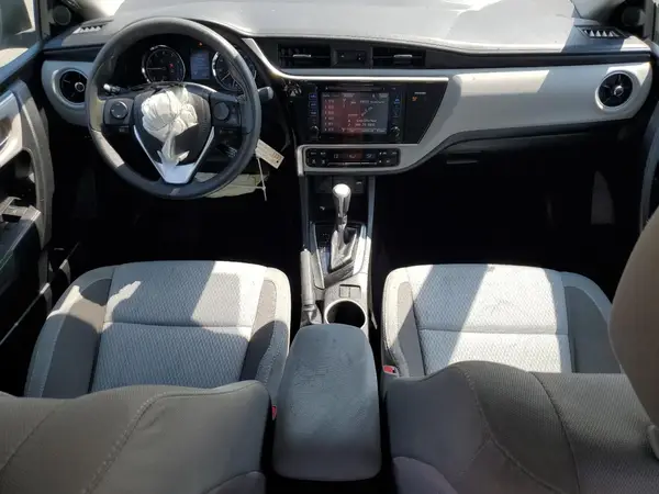 5YFBURHE8HP657292 2017 TOYOTA COROLLA - Image 8