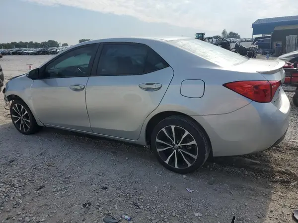 5YFBURHE8HP659768 2017 TOYOTA COROLLA - Image 2