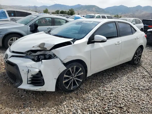 5YFBURHE8HP674383 2017 TOYOTA COROLLA - Image 1
