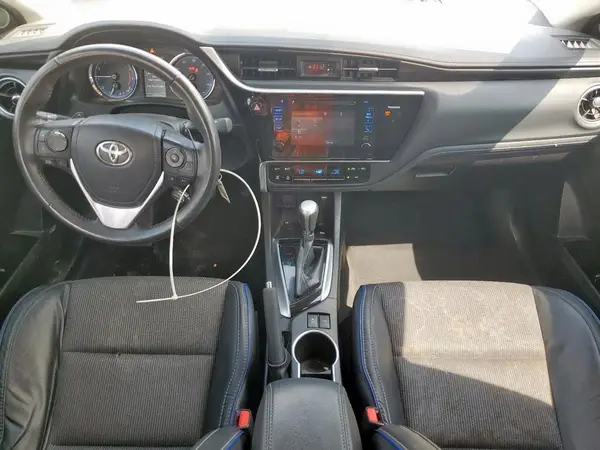 5YFBURHE8HP674920 2017 TOYOTA COROLLA - Image 8
