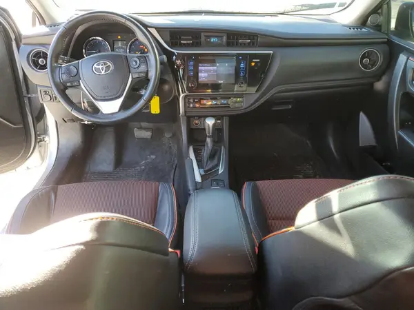 5YFBURHE8HP683844 2017 TOYOTA COROLLA - Image 8