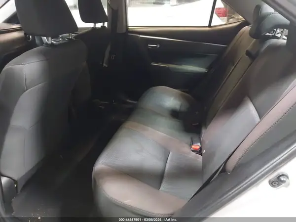 5YFBURHE8HP687926 2017 TOYOTA COROLLA - Image 8