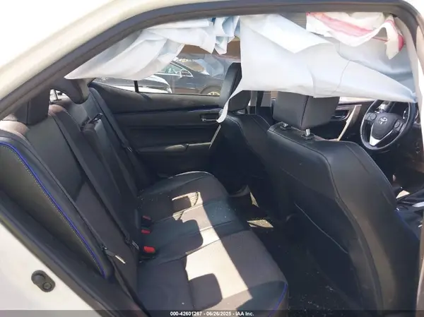 5YFBURHE8HP689577 2017 TOYOTA COROLLA - Image 8
