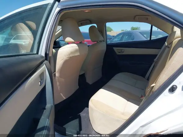 5YFBURHE8HP694097 2017 TOYOTA COROLLA - Image 8