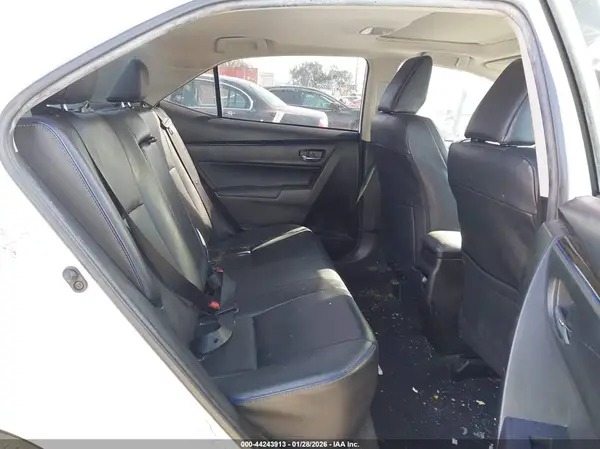 5YFBURHE8HP694570 2017 TOYOTA COROLLA - Image 8