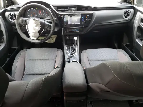 5YFBURHE8HP694598 2017 TOYOTA COROLLA - Image 8
