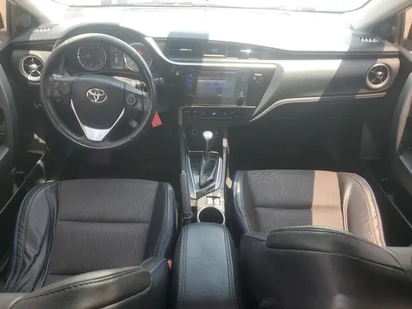 5YFBURHE8HP695248 2017 TOYOTA COROLLA - Image 8