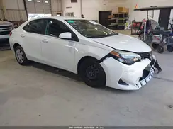 5YFBURHE8HP699400 2017 TOYOTA COROLLA