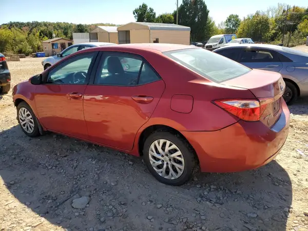 5YFBURHE8HP700285 2017 TOYOTA COROLLA - Image 2