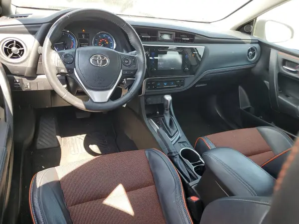 5YFBURHE8HP704854 2017 TOYOTA COROLLA - Image 8