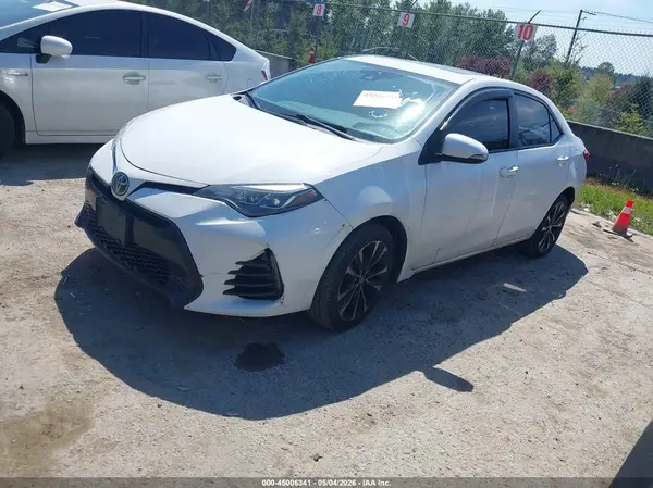 5YFBURHE8HP705874 2017 TOYOTA COROLLA - Image 2