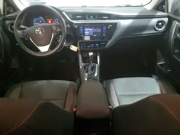 5YFBURHE8HP707138 2017 TOYOTA COROLLA - Image 8
