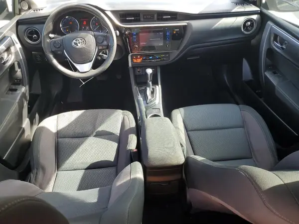 5YFBURHE8HP709262 2017 TOYOTA COROLLA - Image 8