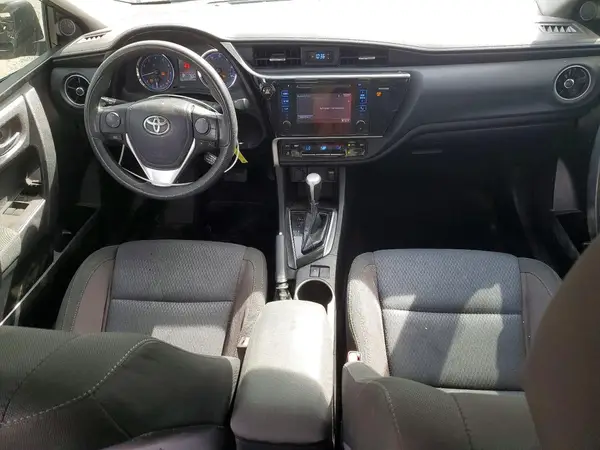 5YFBURHE8HP711772 2017 TOYOTA COROLLA - Image 8