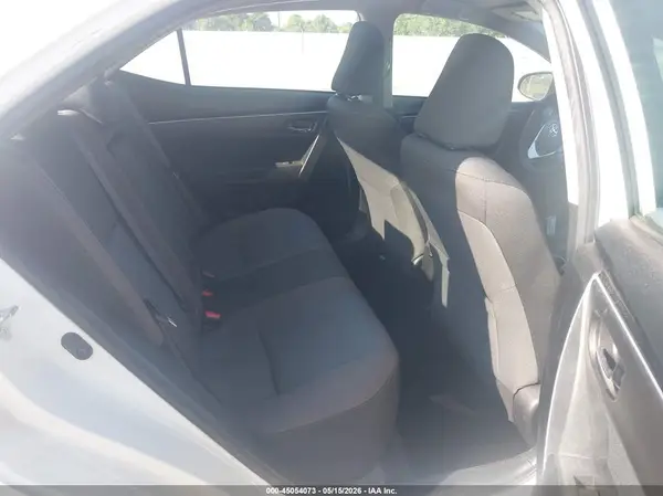 5YFBURHE8HP712209 2017 TOYOTA COROLLA - Image 8