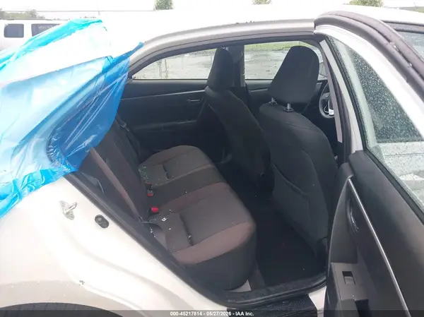 5YFBURHE8HP713568 2017 TOYOTA COROLLA - Image 8