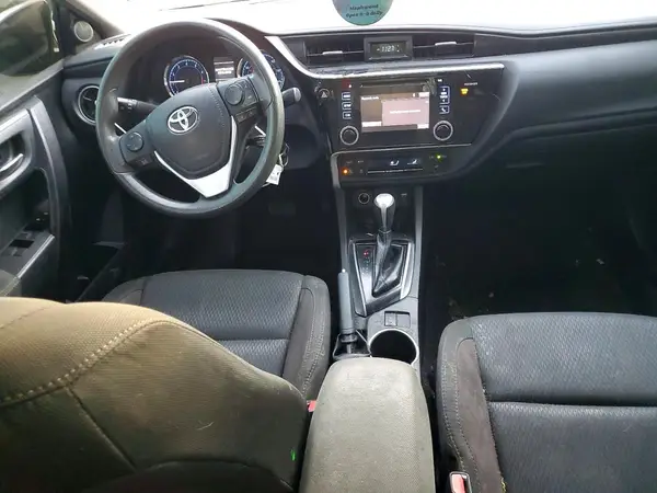 5YFBURHE8HP714803 2017 TOYOTA COROLLA - Image 8