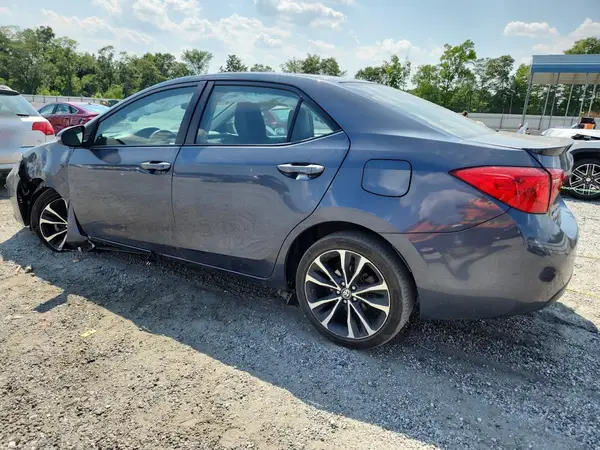 5YFBURHE8HP715837 2017 TOYOTA COROLLA - Image 2