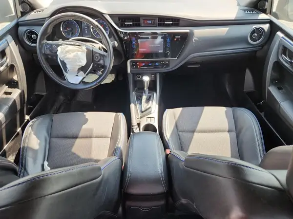 5YFBURHE8HP715837 2017 TOYOTA COROLLA - Image 8