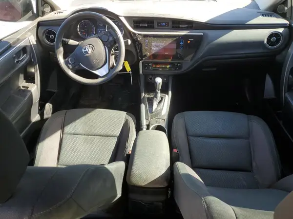 5YFBURHE8HP717040 2017 TOYOTA COROLLA - Image 8